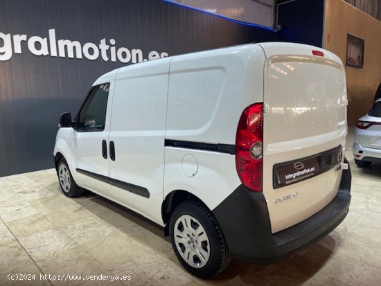 Fiat Doblo Cargo SX 1.3 Mjet 70 kW (95 CV) - Sada