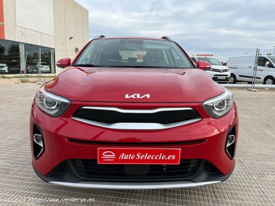 Kia Stonic 1.0 T-GDi 74kW (100CV) MHEV iMT Drive DICIEMBRE DE 2022 - Carcaixent