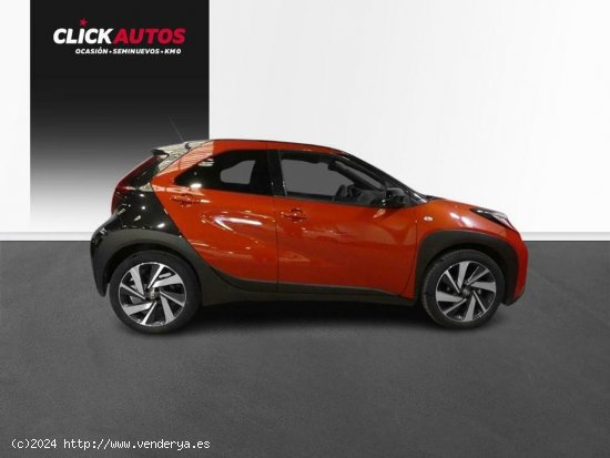 Toyota Aygo X Cross 1.0 72CV Trendy - 