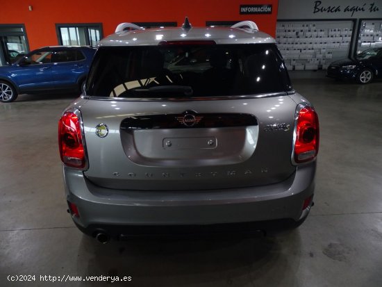 MINI Countryman Cooper S E ALL4 - Madrid