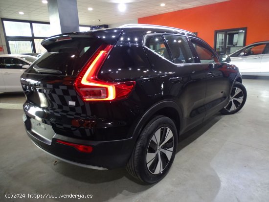 Volvo XC40 1.5 T4 Twin Recharge Inscription Auto - Madrid