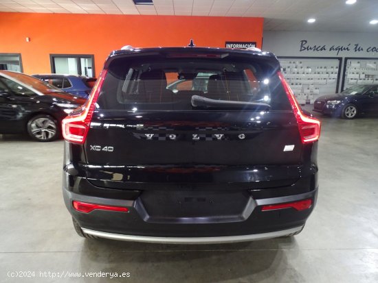 Volvo XC40 1.5 T4 Twin Recharge Inscription Auto - Madrid