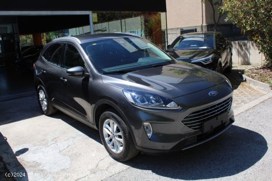 Ford Kuga Titanium 2.5 Duratec PHEV 165kW Auto - Madrid