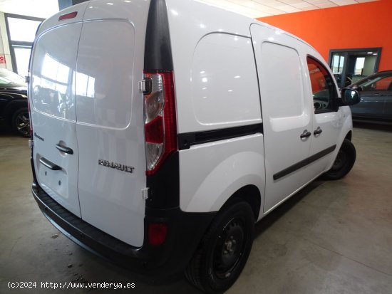 Renault Kangoo Furgón 1.5DCI 90CV PROFESIONAL - Madrid