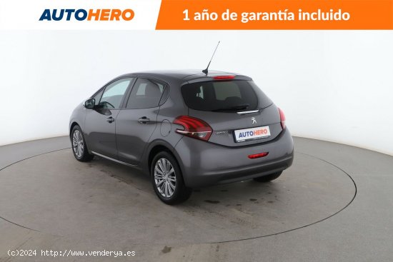 Peugeot 208 1.6 Blue-HDi Style - 