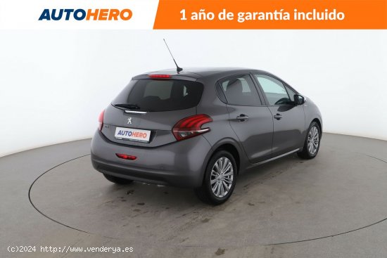 Peugeot 208 1.6 Blue-HDi Style - 