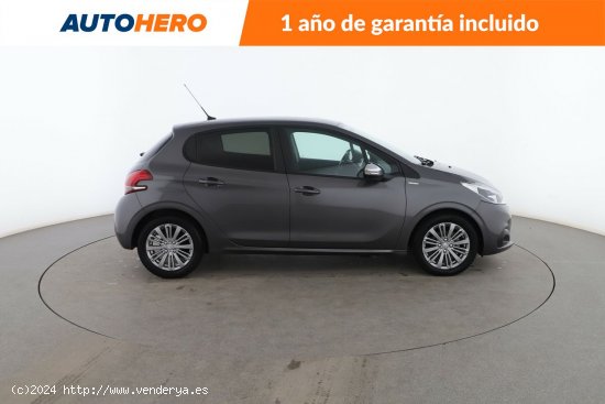 Peugeot 208 1.6 Blue-HDi Style - 