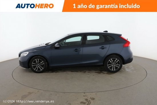 Volvo V40 2.0 T2 Momentum - 