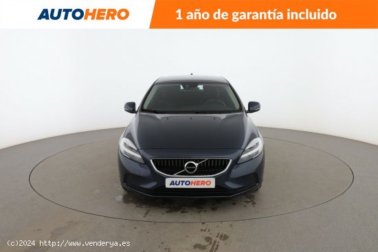 Volvo V40 2.0 T2 Momentum - 