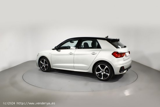 Audi A1 1.0 30 TFSI S TR ADRENAL BLACK SPORTBACK 5P - 