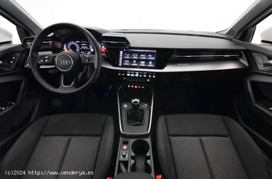 Audi A3  City Line 30 TFSI 81 kW (110 CV) - 