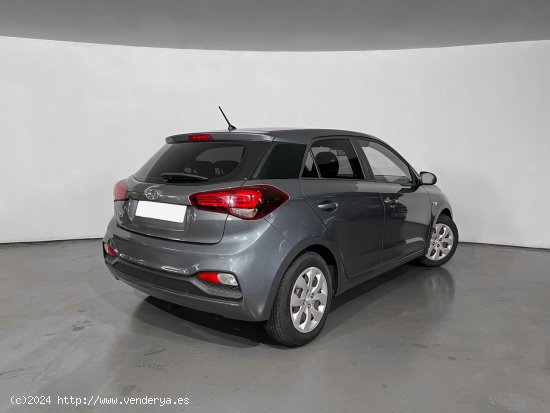 Hyundai i20  FL 1.2 MPi 61,8 kW (85 CV) MT5 2WD Classic - 