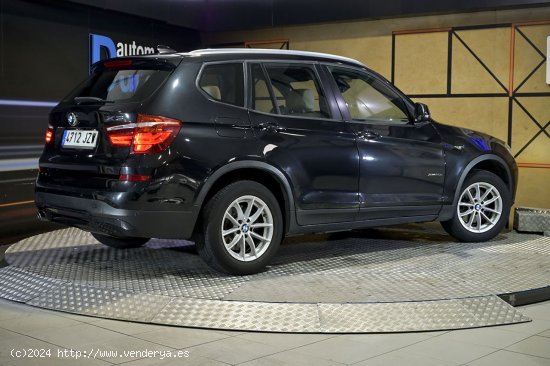 BMW X3   xDrive20d - 