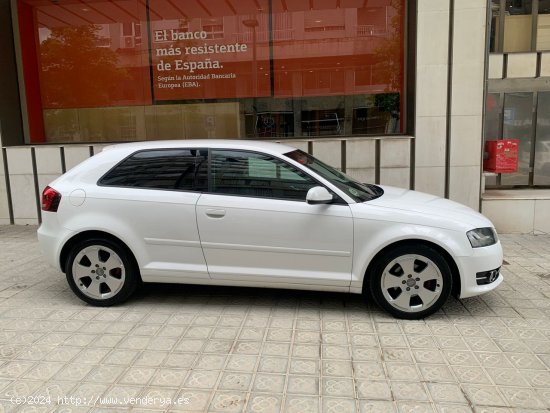 Audi A3 1.6 TDI 105cv Attraction - Barcelona