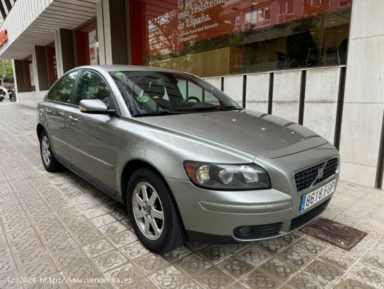 Volvo S40 1.6 Momentum - Barcelona