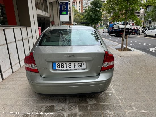 Volvo S40 1.6 Momentum - Barcelona