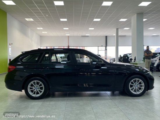 BMW Serie 3 318d Auto.Touring de 2019 con 49.000 Km por 22.300 EUR. en Malaga