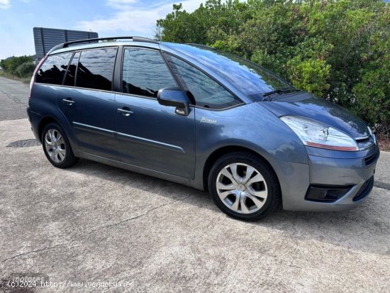 Citroen C4 Grand Picasso cmp de 2008 con 210.000 Km por 5.950 EUR. en Navarra