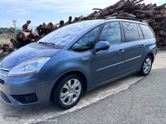 Citroen C4 Grand Picasso cmp de 2008 con 210.000 Km por 5.950 EUR. en Navarra