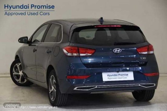 Hyundai i30 1.0 TGDI Tecno 48V 120 de 2023 con 18.414 Km por 22.990 EUR. en Sevilla