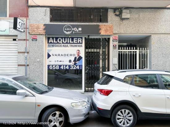  SALIDA DE HUMOS Y FRENTE DIALPRIX - ALICANTE 