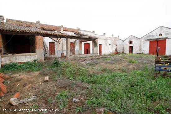 ¡OPORTUNIDAD! 5.270m de terreno urbano en Montijo - BADAJOZ