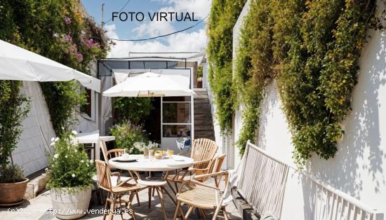 CASA CON TERRENO EN CENTRO LORIGUILLA - VALENCIA