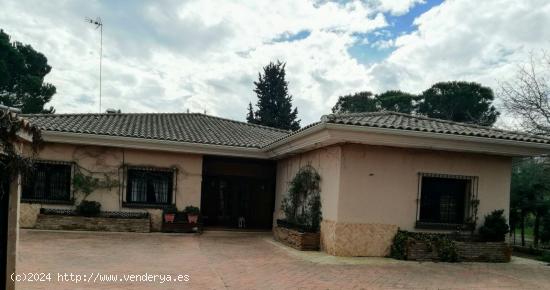 FANTÁSTICA CASA EN VENTA EN LAS VAGUADAS - BADAJOZ