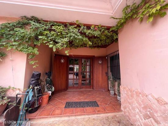 FANTÁSTICA CASA EN VENTA EN LAS VAGUADAS - BADAJOZ