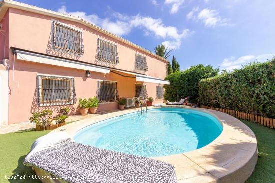  🌟 ¡Gran Oportunidad! Chalet Independiente en Finestrat a un Paso del Pueblo 🌟 - ALICANTE 