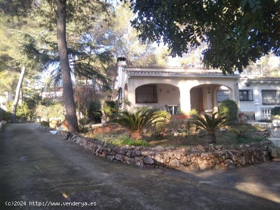 Magnifico chalet situado en Urbanización Marxuquera les Basses. Todo en Planta baja - VALENCIA