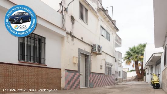  ¡OPORTUNIDAD ÚNICA! CASA DE DOS PLANTAS EN PICADUEÑA BAJA - CADIZ 