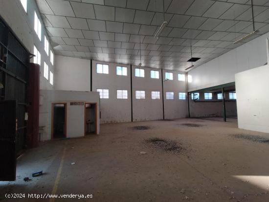 Nave industrial en venta en Lucena (Córdoba) - CORDOBA