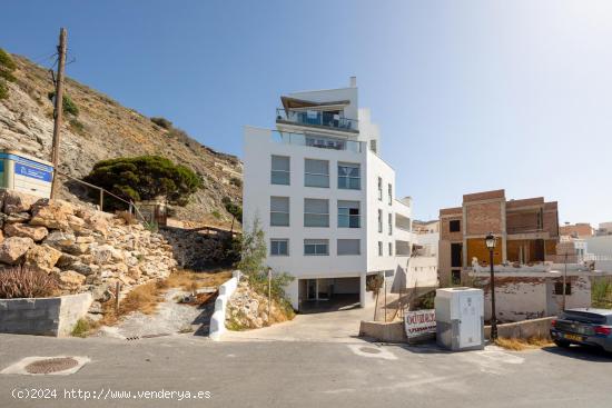  Apartamento de un dormitorio en primera linea de playa. - GRANADA 