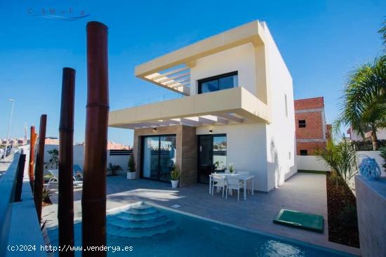 VILLAS PAREADAS DE OBRA NUEVA EN LOS MONTESINOS - ALICANTE