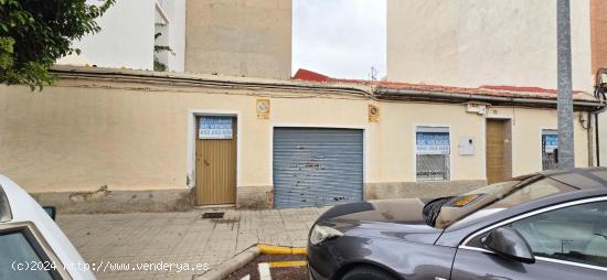 SE VENDE CASA DE PLANTA BAJA EN PETRER ZONA AVDA DE MADRID - ALICANTE