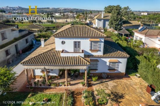 CHALET EN VENTA EN LA ZONA DEL SANTISCAL, - CADIZ