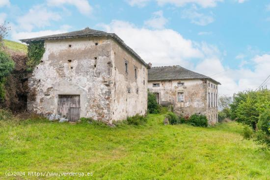 Conjunto de casas Leiriella - ASTURIAS