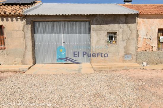 ANTIGUA CASA DE CAMPO TRANSFORMADA Y MANTENIDA EN LA ZONA DEL RAIGUERO BAJO - REF 1275 - MURCIA