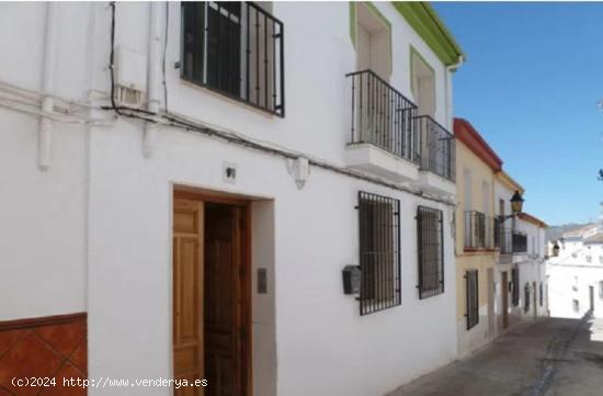 VIVIENDA EN CASCO HISTÓRICO DE PRIEGO DE CÓRDOBA - CORDOBA