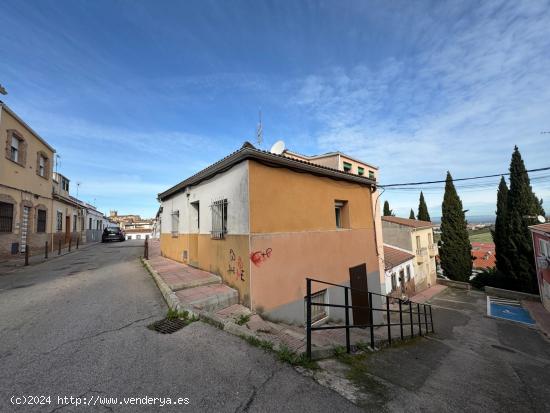  CASABANCO VENDE  BAJOS DE CASA EN CÁCERES - CACERES 