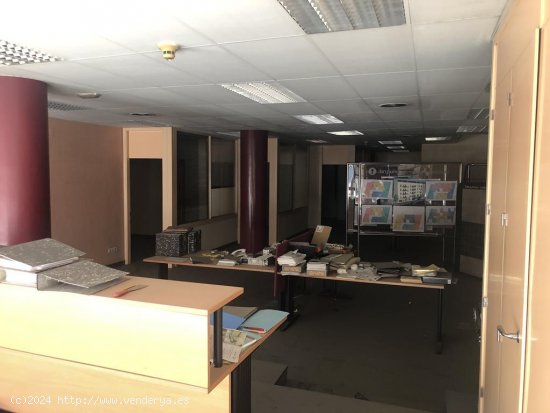 Local comercial en venta  en Manresa - Barcelona