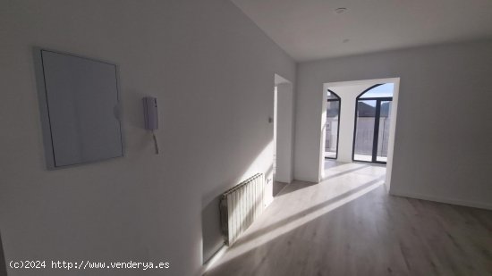 Piso en venta  en Sant Hipòlit de Voltregà - Barcelona