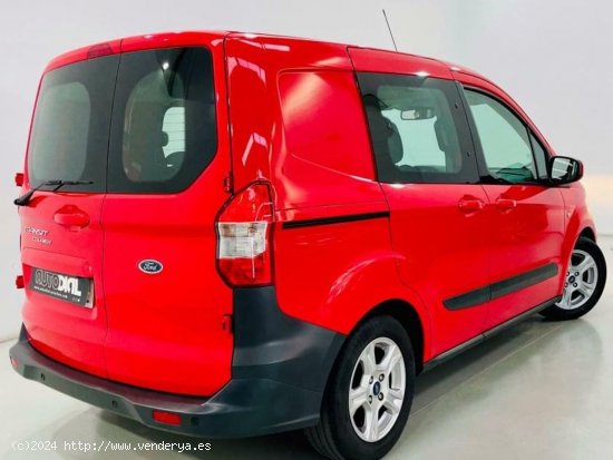 Ford Tourneo Courier 1.5 TDCi 55kW (75CV) Ambiente - Mataró