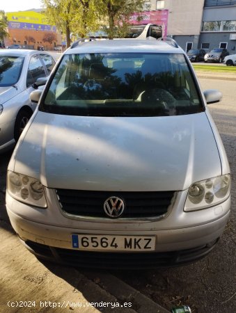 Volkswagen Touran 1.6 - Cornellà