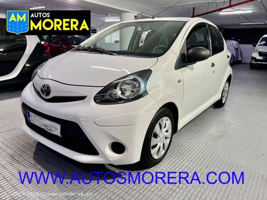 Toyota Aygo 1.0 Live 70. Pocos KM !!! Impecable. A toda prueba . - Barcelona