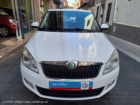 Skoda Fabia 1.2 SPIRIT ETIE. MEDIOAMBIENTAL VERDE C GASOLINA 52.000 KM - Barcelona