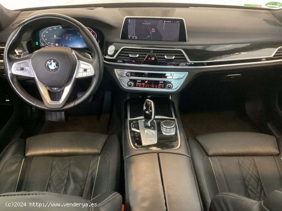 BMW Serie 7 D X-DRIVE SPORT STEPTRONIC 265 CV LIMOSINE - Baena