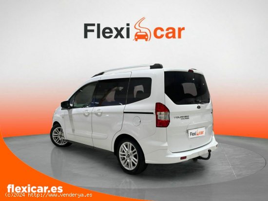 Ford Tourneo Courier 1.0 EcoBoost 74kW (100CV) Titanium - Salamanca