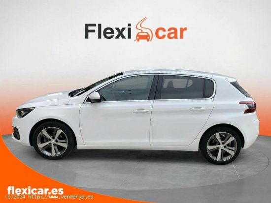 Peugeot 308 5p Access 1.2 PureTech 110 S&S - Jerez de la Frontera